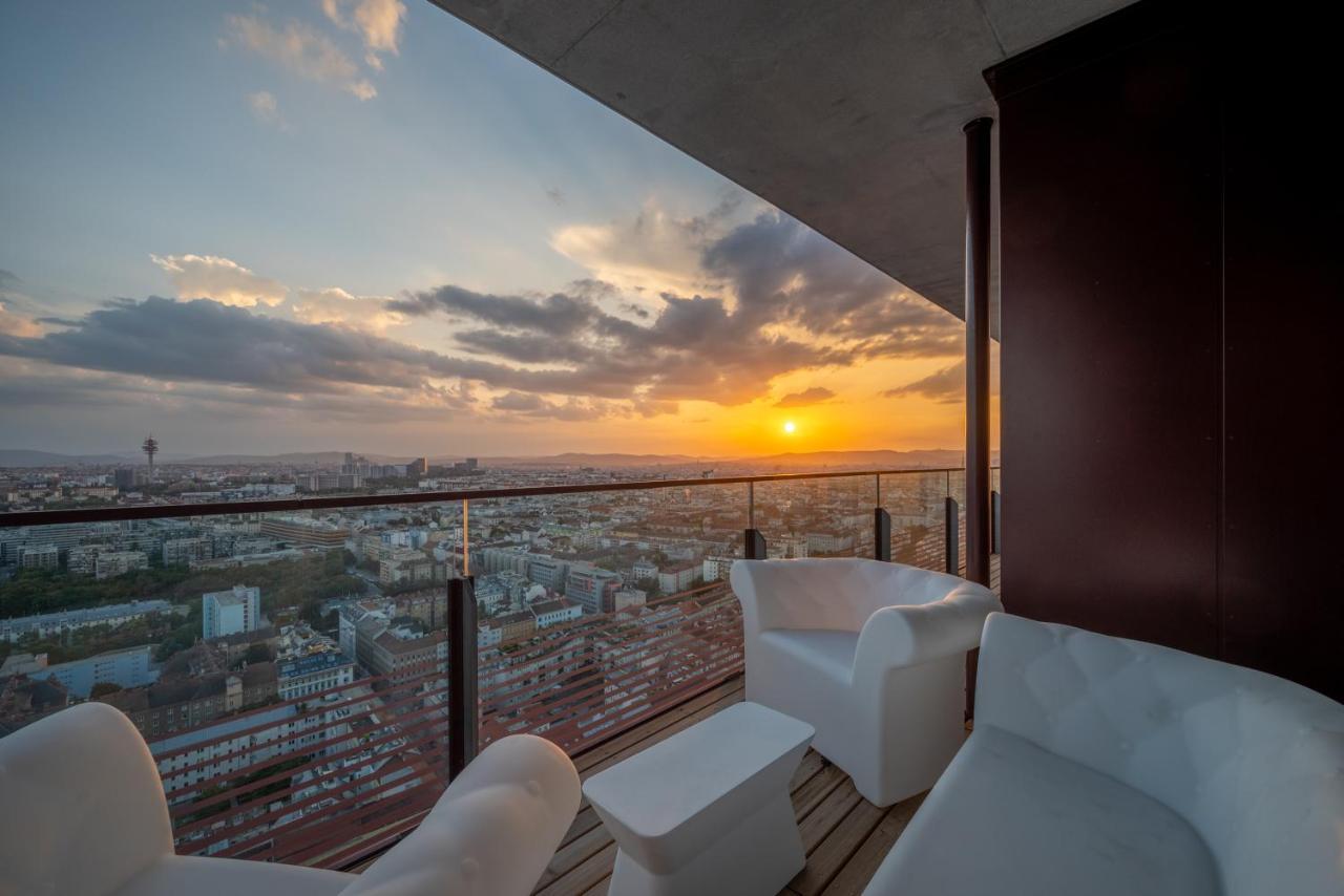Apartamento Exclusive 2Br Skyline Penthouse By Hm Viena Exterior foto